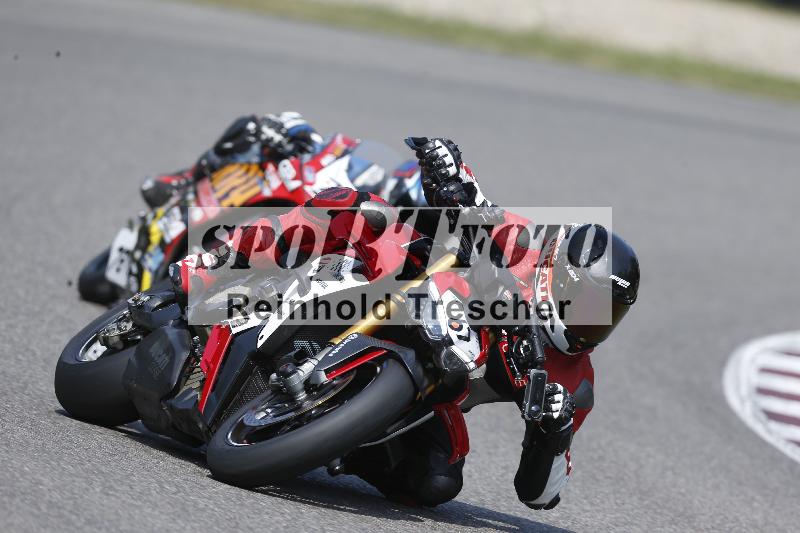 Archiv-2025/49 26.08.2025 Cornu Master School ADR/rot-rouge/67